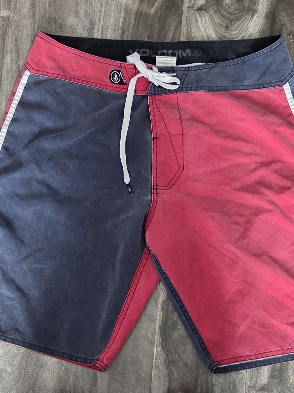 Volcom Men’s Red & Navy Two-Tone Swim Board Shorts